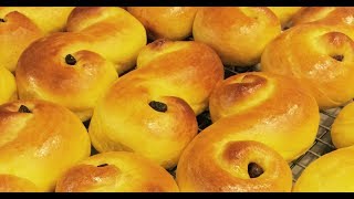 Lussekatter  Saffron Bun [upl. by Dragde]