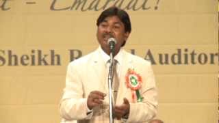 Tahir Farazs Mesmerizing Bahut Khubsurat Ho Tum Performance  Dubai Mushaira 2012  Urdu Poetry [upl. by Ennayr471]