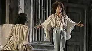 Frederica von Stade  quotNon so piùquot  Nozze di Figaro Met 85 [upl. by Osmund]