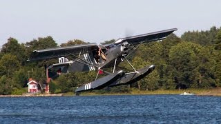 EXTREME short take off from water in float plane [upl. by Peppi]