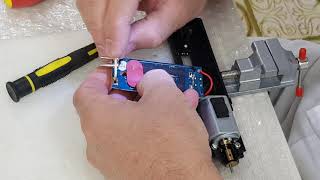 Tutorial 24 Parti Sostituzione Batterie TagliacapelliBarba elettrico Generico [upl. by Welsh]