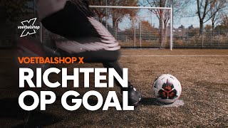 Zo moet je schieten  VOETBAL TIPS  Academy  Voetbalshopnl [upl. by Derf]