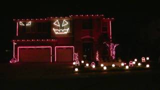 Halloween Light Show 2010 HD  Thriller  Michael Jackson [upl. by Anytsirhc897]