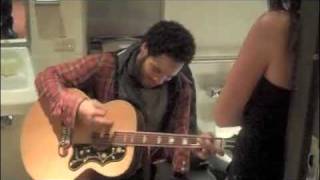 The Luckiest Lenny Kravitz fan Aftershow surprise Stillness Of Heart Acoustic [upl. by Deyas780]