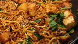 Mee Goreng Mamak Very simple recipe  Malaysian Stir Fried Noodles [upl. by Letnuhs161]