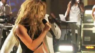 Shakira  Hips Dont Lie  Live Walmart Soundcheck [upl. by Anela]