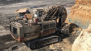 Huge Terex RH170 Front Shovel Mining Excavator Loading Dumpers [upl. by Karub]