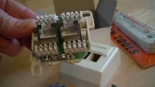 RJ45 Netzwerkdose anschließen mit einem LSA Anlegewerkzeug [upl. by Libb]