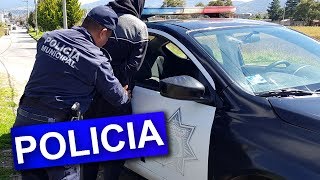 LLEVO quotCOCAquot EN MI AUTO BROMA A POLICIAS [upl. by Anneirb606]