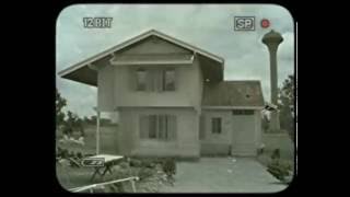 Tornado destroys a house [upl. by Leiso173]