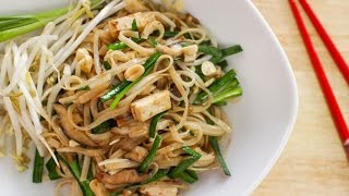 Vegan Pad Thai Recipe Pad Mee Korat  Hot Thai Kitchen [upl. by Sibyl]