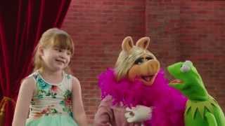 Kiss the Pig  Muppet Moments  Disney Junior [upl. by Ringler]