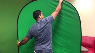 How to fold a portable green screen SIMPLE [upl. by Edmead]