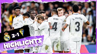 Real Madrid 21 Cádiz  HIGHLIGHTS  LaLiga 202223 [upl. by Hukill]