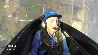 96yearold WWII pilot takes flight again in Tampa [upl. by Vial728]