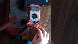 How to test AAA battery with voltmeter [upl. by Hauck632]