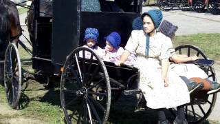 Differences Between Amish and Horse amp Buggy Mennonites [upl. by Eillam249]