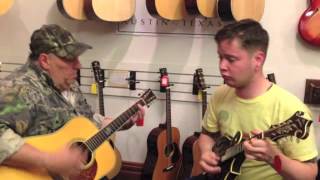 Billy Strings amp his father Terry Barber doing an Impromtu Jam [upl. by Tartaglia]